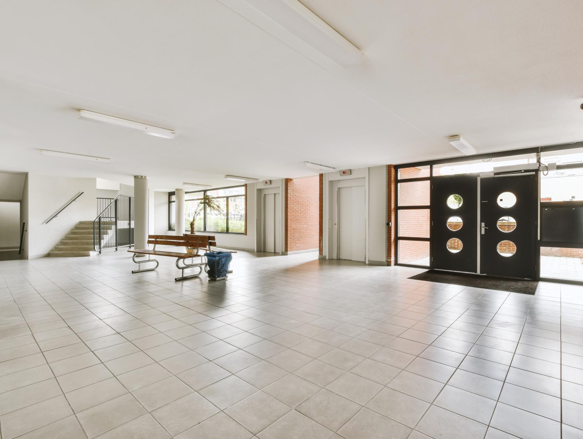 Commercial entrance tile flooring renovation in Los Angeles